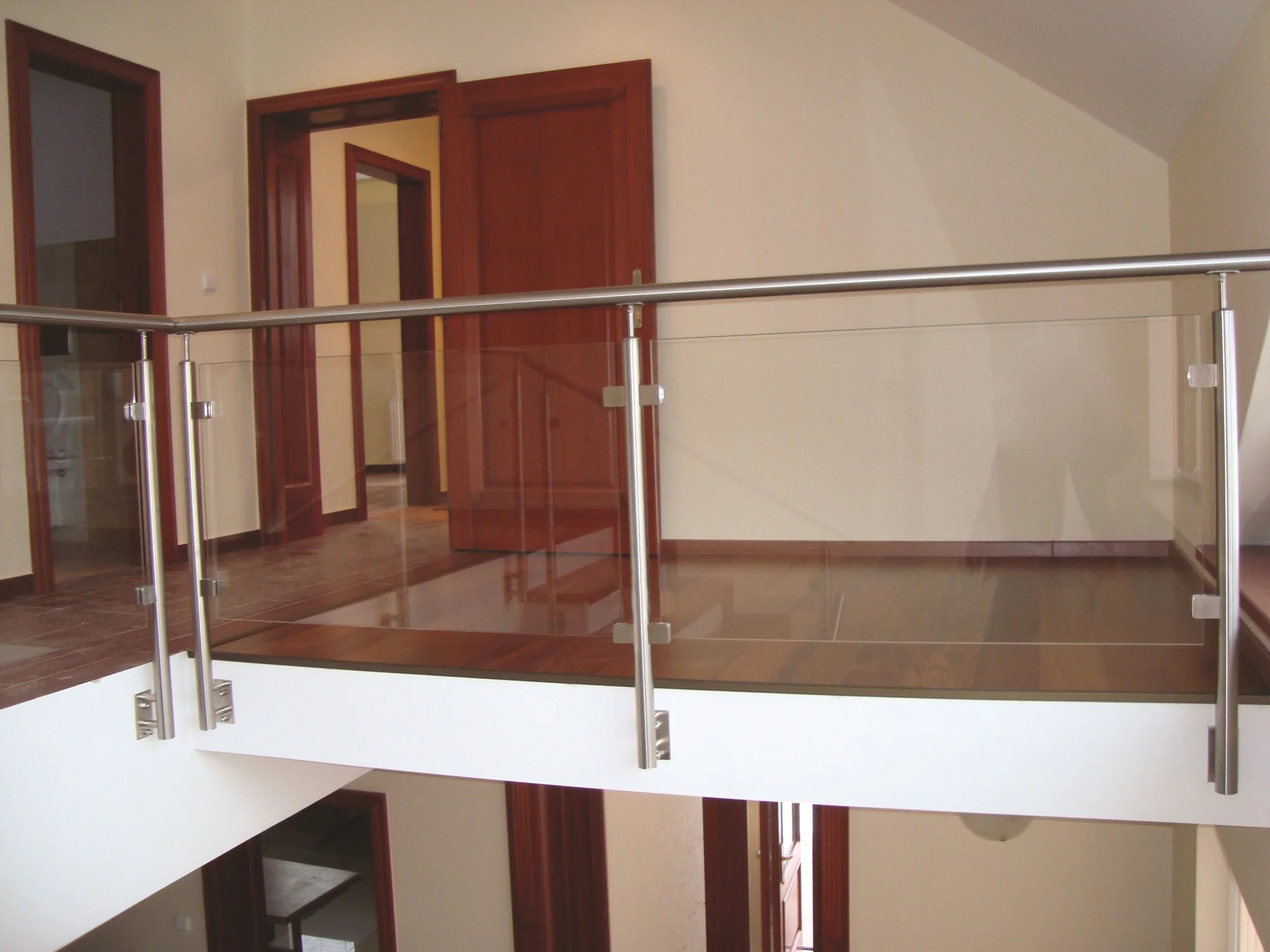 Glass clamp - Image 2