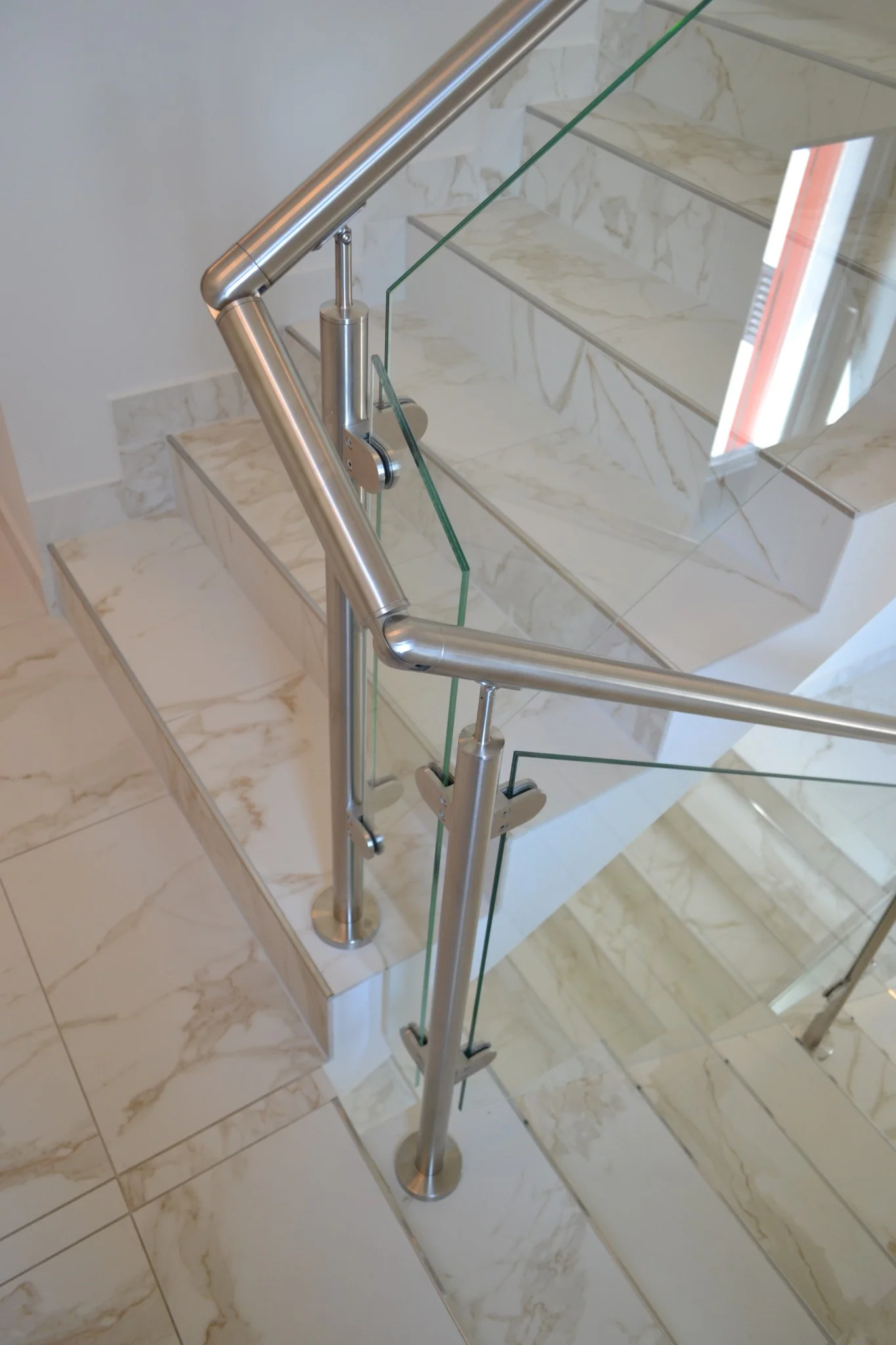 Glass clamp - Image 3