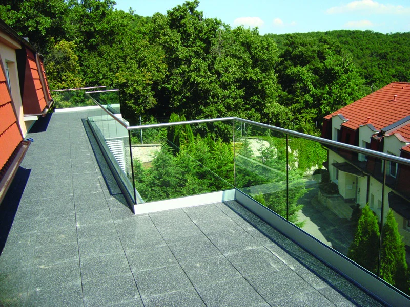 Glass railing, aluminium profile, 2500x1000mm - Image 3